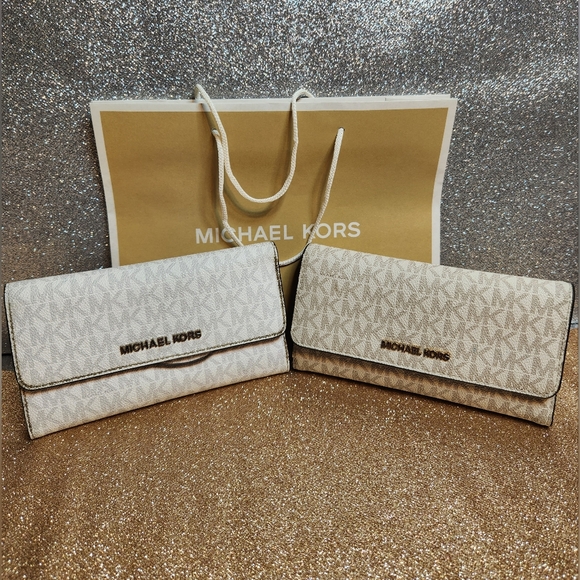 MK Wallet Bundle!!! **Plz Read Description Below For Details!** - Picture 1 of 13